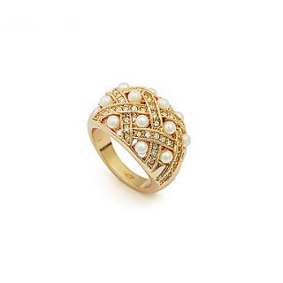 USD $ 11.99   Diamond Studded Pearl Ring, Gadgets
