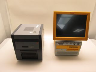 KODAK Picture Maker Kiosk Console   Model 3 with Kodak Photo Printer