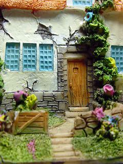 Village Building Country Cottage Vines Stone Wall 2SSL1 142314