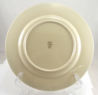 Weighs 544.31 g / 35 dwt / 17.5 ozt Lenox Fine China Made in the USA