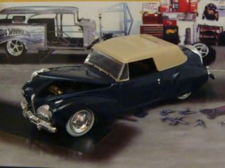 1941 Lincoln Continental V 12 Cabriolet 1 64 Scale Edition 5 Photos