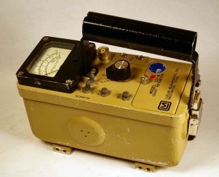 Ludlum Model 12 4 Radiation Detector Survey Meter Geiger Counter
