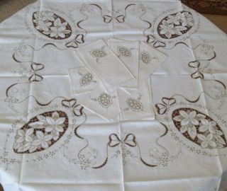 Vintage Linen Madeira Table Cloth 6 Napkins Ivory Cut Work Bows