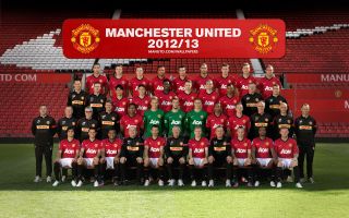 Manchester United 2013 Home Soccer Football Shirt Squad Signed