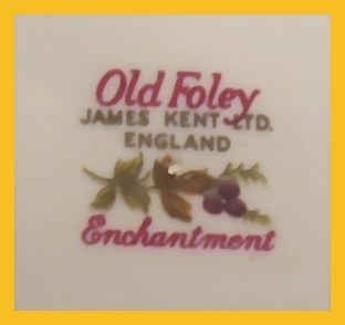Old Foley Enchantment 10 inch Dinner Plates