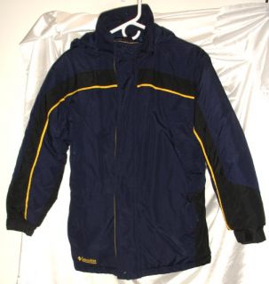 Nylon shell and lining, polyester insulation Zip front with storm