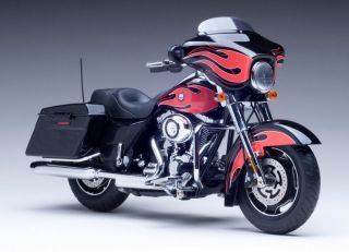 2010 Harley Davidson FLHX Street Glide Diecast Motorcycle Model 1 12