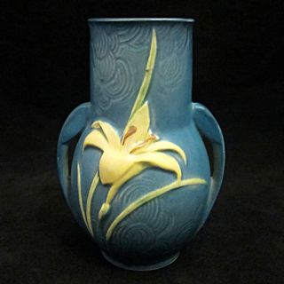 Vintage Roseville Vase Zephyr Lily Pattern 130 6 Cerulean Blue