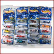 is a lot of 20 new in package Mattel Hot Wheels die cast vehicles