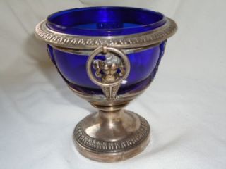 HERE WE HAVE A BEAUTIFUL ANTIQUE SILVER PLATE ON COPPER PEDESTAL BOWL