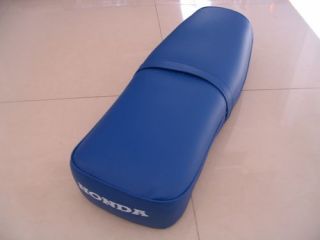 You are bidding on a new BLUE seat COVER for HONDA CA95 CA77 305 Dream