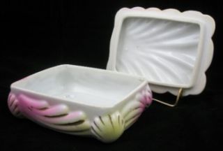 Clam Shell Shaped Box w Lid Cream & Pink Gold Trim Vintage L&M Lipper