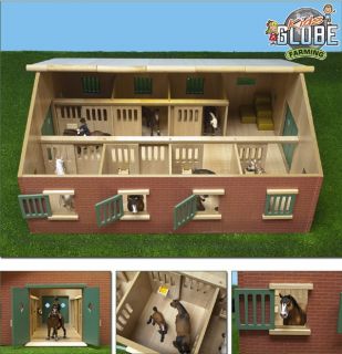 Kids Globe 610595   Bauernhof Pferdestall mit 7 Boxen, passend zu
