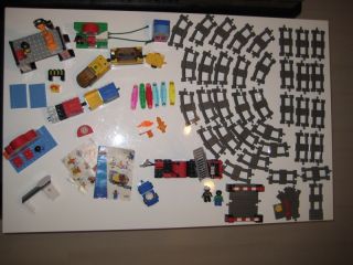 Lego Duplo Eisenbahn mit viel Zubehoer Schienen Lokomotive Feuerwehr