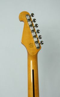 SX SST57 BK E Gitarre in schwarz mit Ahorn Griffbrett   Lagerräumung
