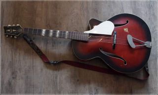 Gitarre Jazzgitarre Modell 5/59 Framus Sorella Rot Bavaria Black Rose