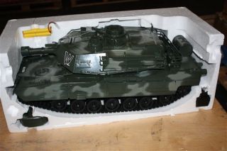 Ware XXL 83 CM RC M1 ABRAMS Panzer R C MAssSTAB 1 12 Schussfunktion