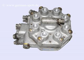 MENGENTEILER 0438100086 MERCEDES SL R107 W116 FUELDISTRIBUTOR 0 438