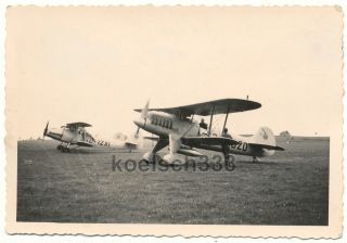 Foto Doppeldecker Heinkel He 51 & Gotha 145 Flugzeug Kennung WL + IZXI