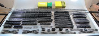 Minitrix Spur N KONVOLUT 160 Gleise + Trafo + Schalter