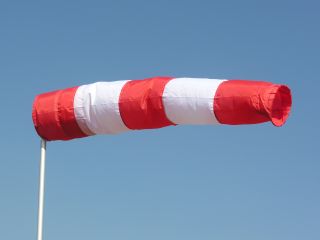 Windsack für Flugplätze, Autobahnen etc. 30 x 180 cm 1 Stück