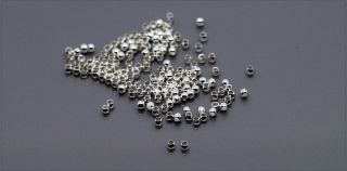 100x Quetschperlen Crimps 1,5mm silber sz196