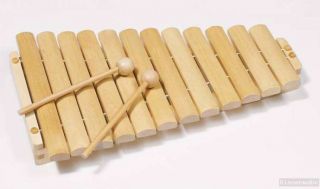 goki Xylophon aus Holz mit 12 Tönen