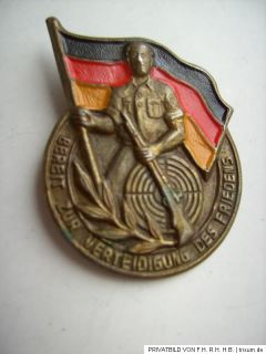 C004 DDR FDJ Konvolut ca 1 Kg Pioniere Abzeichen Orden Medaillen