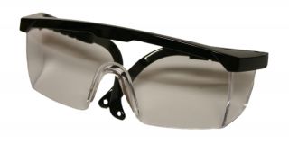Schutzbrillen mit vierstufig einstellbaren Bügeln für einen ideal