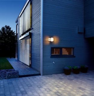 Steinel L 625 LED Außenleuchte mit Bewegungsmelder Hausnummer