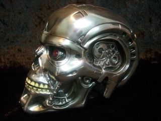 Terminator Schaedel Box 20 Jahre T2 Skull Dose Gothic Deko GV 766 1104
