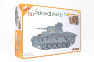 cyber hobby/Dragon 135 9111 Panzer Pz.Kpfw.III Ausf.E/F Bausatz Neu