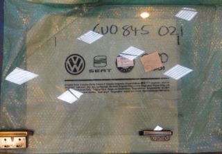 VW CADDY PICKUP LEFT FRONT DOOR WINDOW GLASS   6U0 845 021