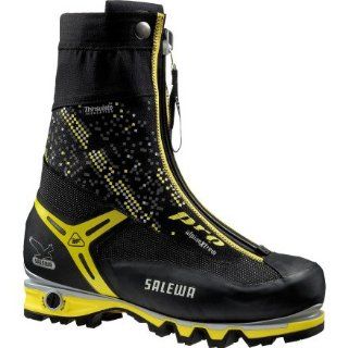 Performance Fit Mountaineering Boot   Mens Black/Yellow, 9.5 Shoes
