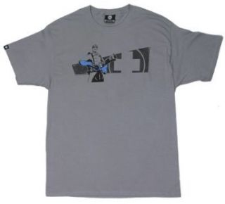 Medic   Team Fortress 2 T shirt Adult 2XL   Oxford Grey