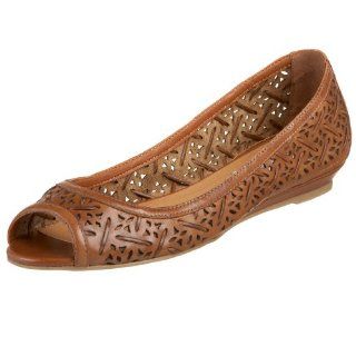 Steve Madden Womens Sallly Captoe Flat,Cognac Leather,5 M US Shoes