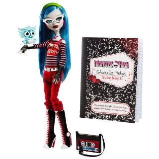Monster High Ghoulia Yelps Doll with Pet Owl Sir Hoots A Lot by Mattel