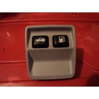 00 02 Trunk Lid Fuel Gas Door Button Switch Opener Unlock